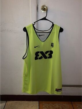Nike Mens FIBA 3x3 Reversible Basketball Jersey Neon Yellow White